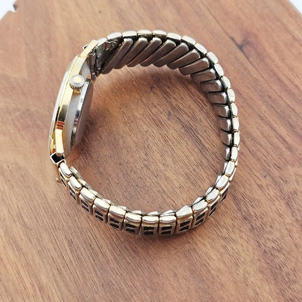 Lite House Novelty Dial Watch Gold Tone Vintage Stretch Pull On Great Lakes